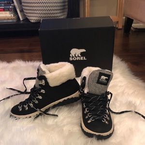 NWT Sorel Winter Boots